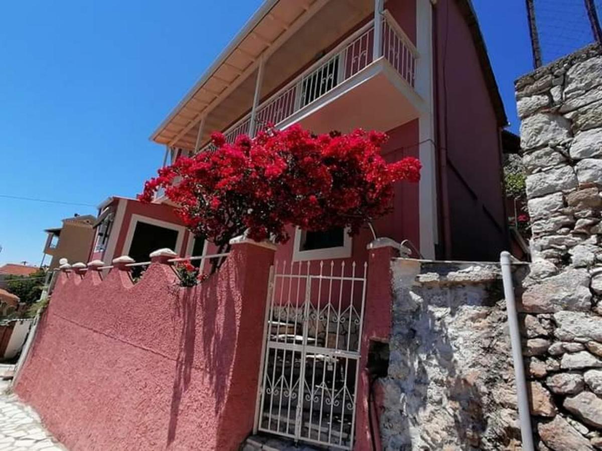 Traditional Panoramic Sea View House Lákones エクステリア 写真